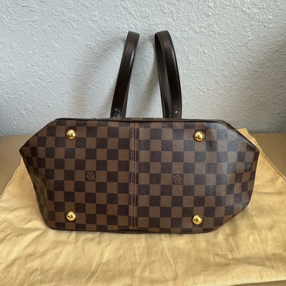 Louis Vuitton Verona MM - Picture 10 of 13